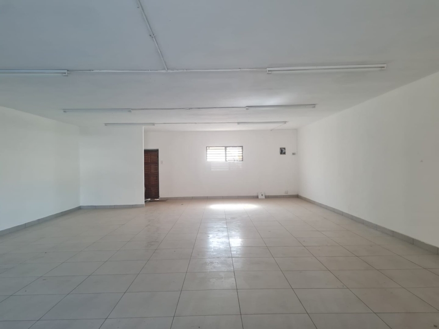To Let commercial Property for Rent in Lenasia Ext 10 Gauteng