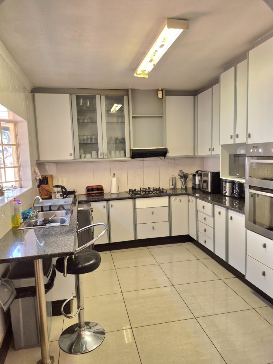 To Let 5 Bedroom Property for Rent in Randpark Ridge Gauteng