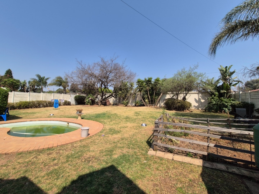 To Let 5 Bedroom Property for Rent in Randpark Ridge Gauteng