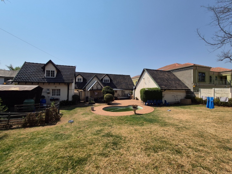 To Let 5 Bedroom Property for Rent in Randpark Ridge Gauteng