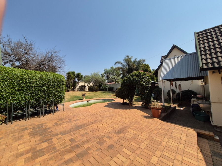 To Let 5 Bedroom Property for Rent in Randpark Ridge Gauteng