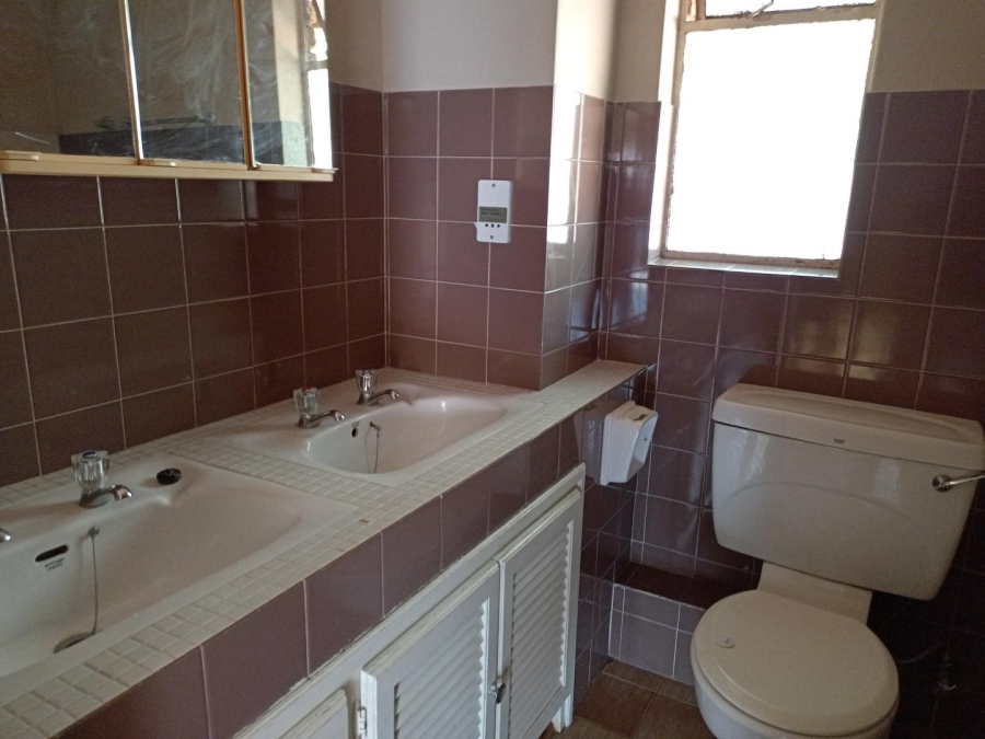 2 Bedroom Property for Sale in Muckleneuk Gauteng
