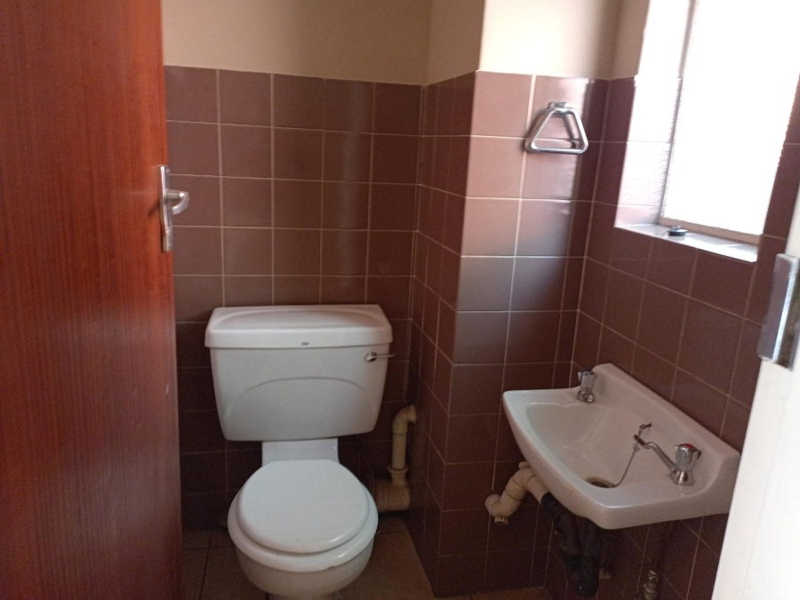 2 Bedroom Property for Sale in Muckleneuk Gauteng