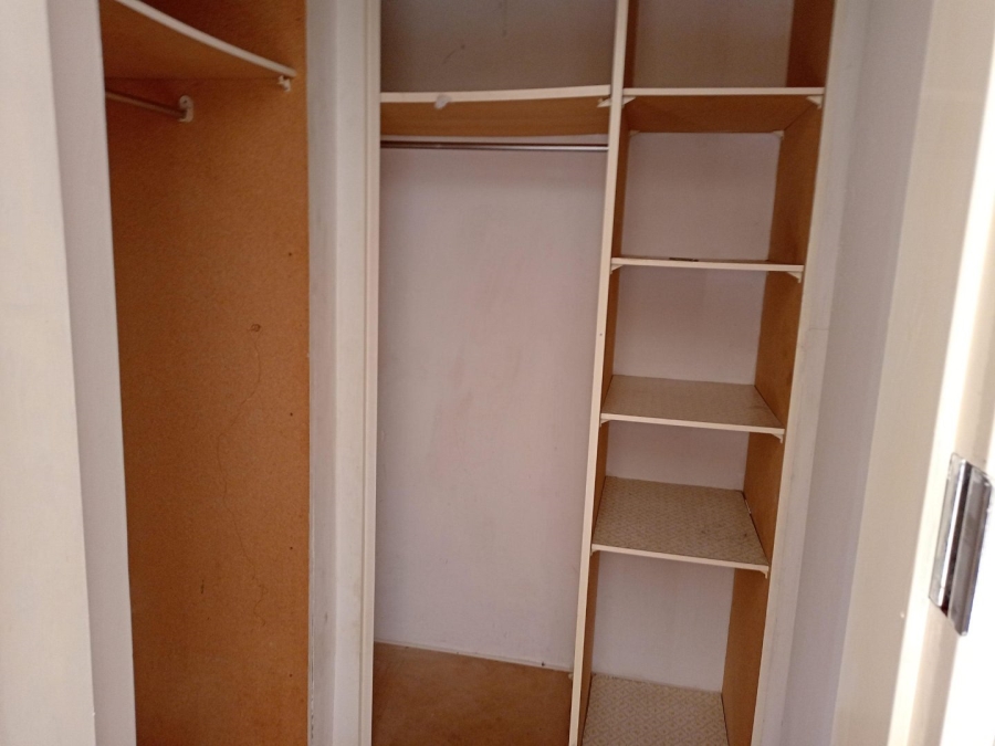 2 Bedroom Property for Sale in Muckleneuk Gauteng
