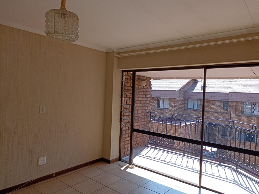 2 Bedroom Property for Sale in Muckleneuk Gauteng