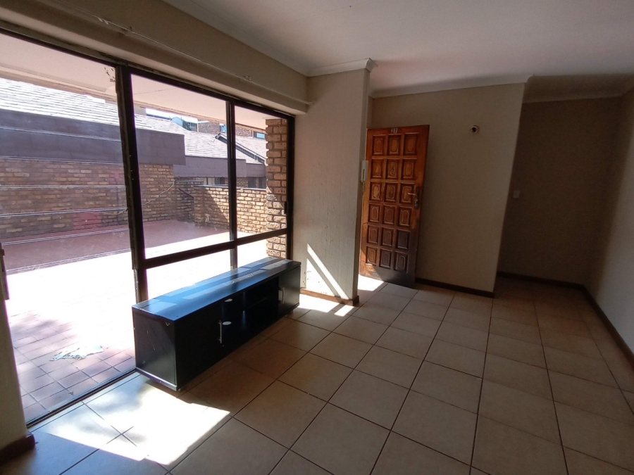 2 Bedroom Property for Sale in Muckleneuk Gauteng