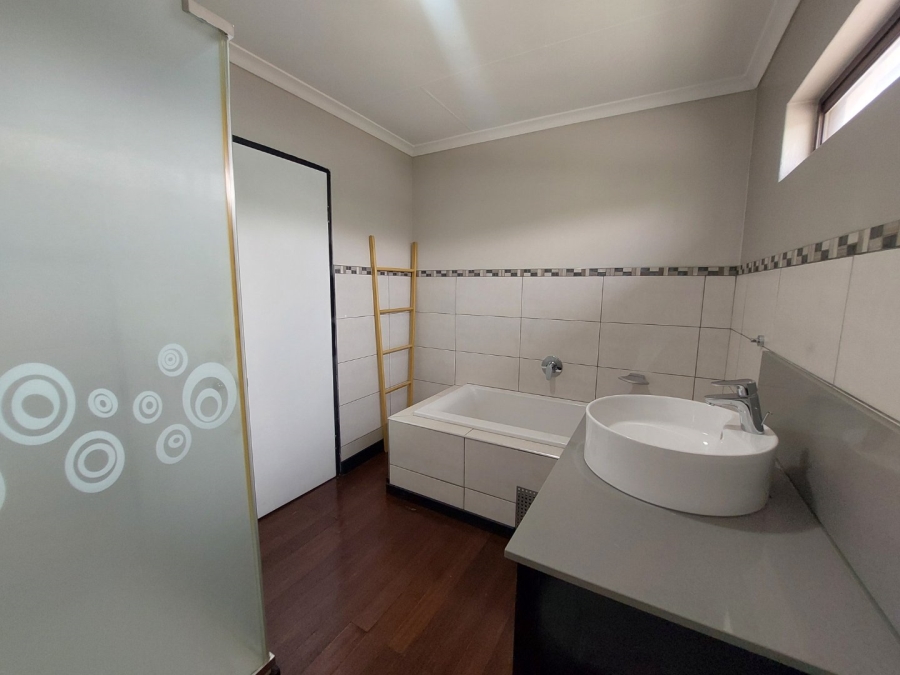 3 Bedroom Property for Sale in Cedar Creek Gauteng