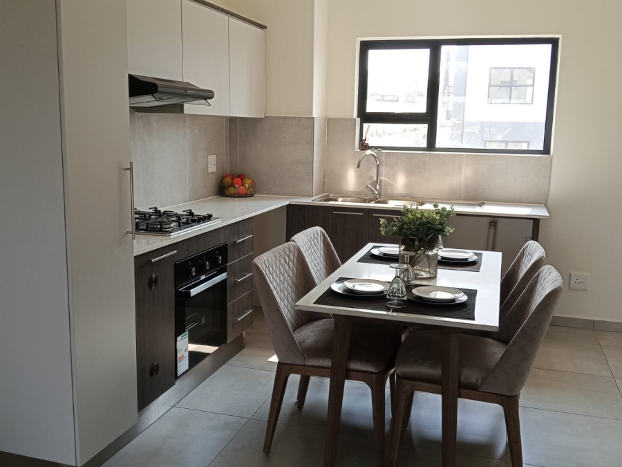 2 Bedroom Property for Sale in North Riding Gauteng