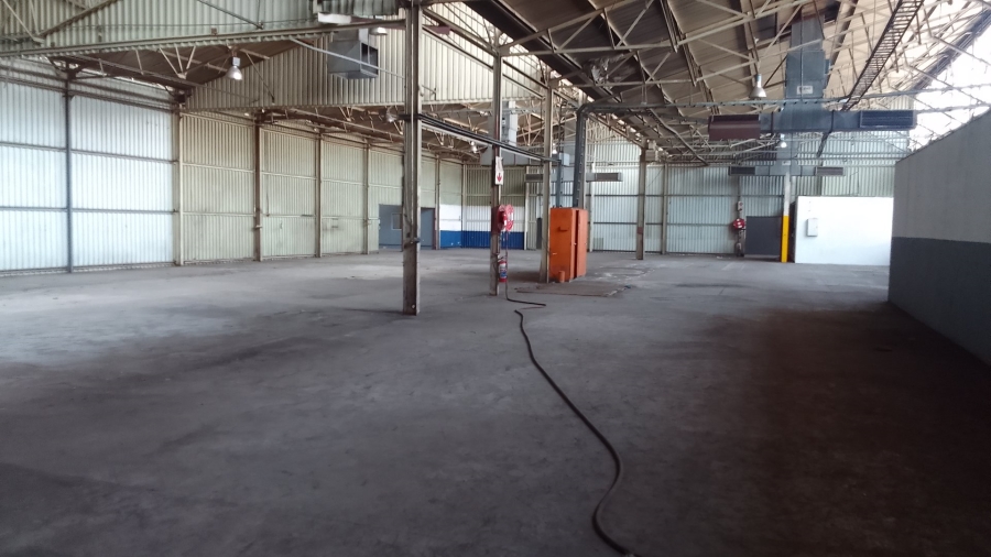 Bedroom Property for Sale in Alrode Gauteng