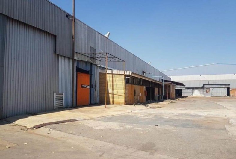  Bedroom Property for Sale in Alrode Gauteng