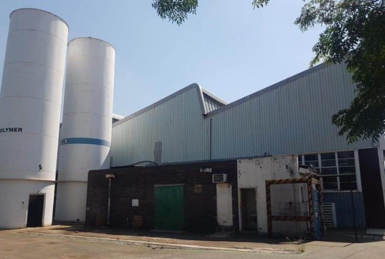  Bedroom Property for Sale in Alrode Gauteng