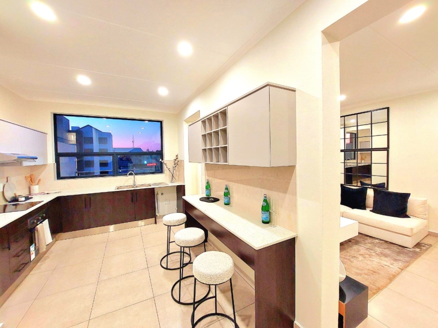 To Let 3 Bedroom Property for Rent in Greenstone Hill Gauteng