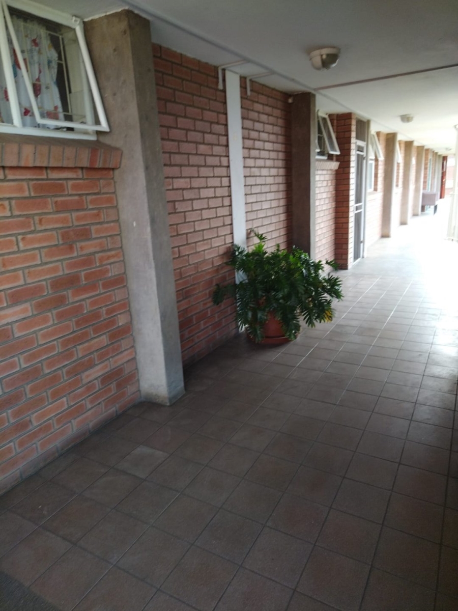 2 Bedroom Property for Sale in Wonderboom South Gauteng