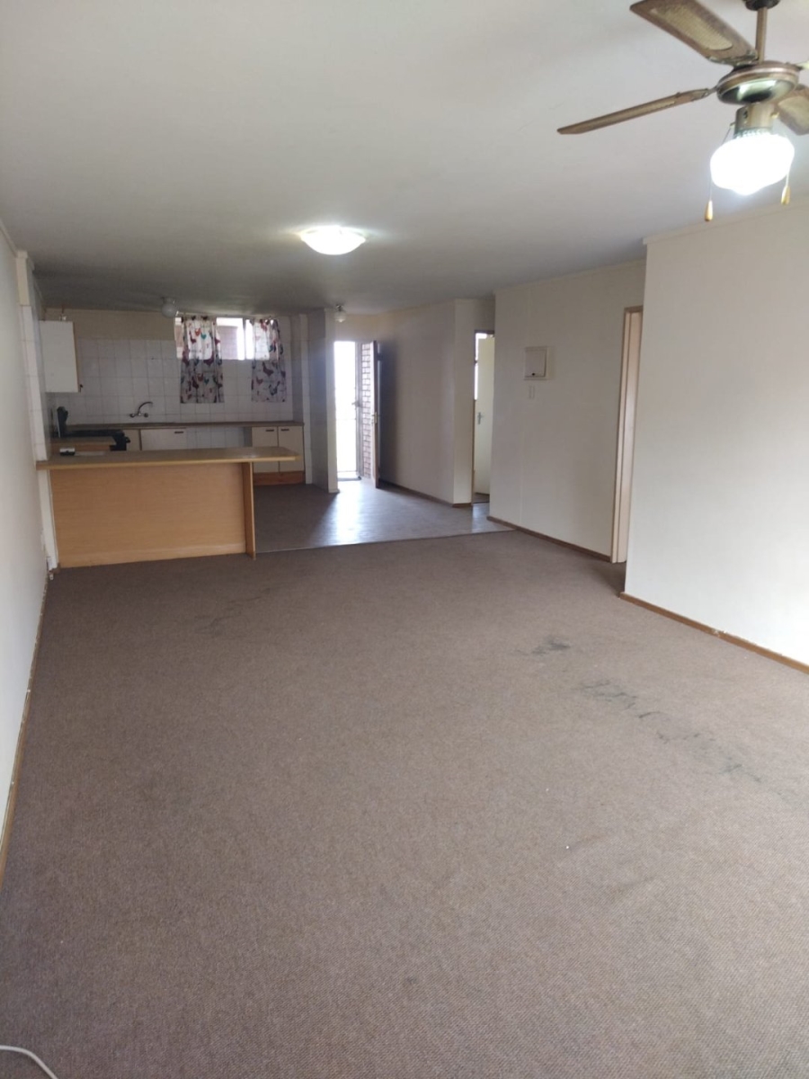 2 Bedroom Property for Sale in Wonderboom South Gauteng