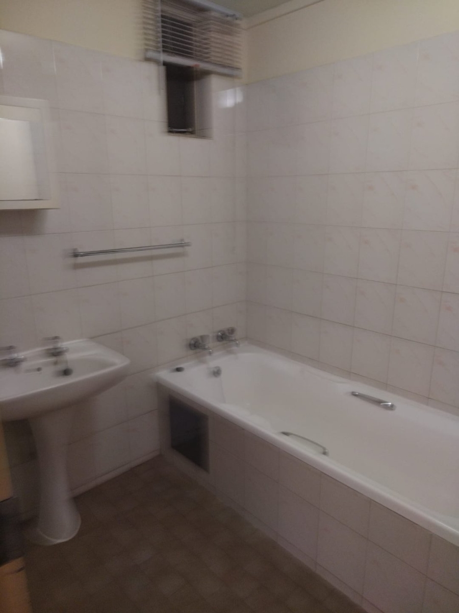 2 Bedroom Property for Sale in Wonderboom South Gauteng
