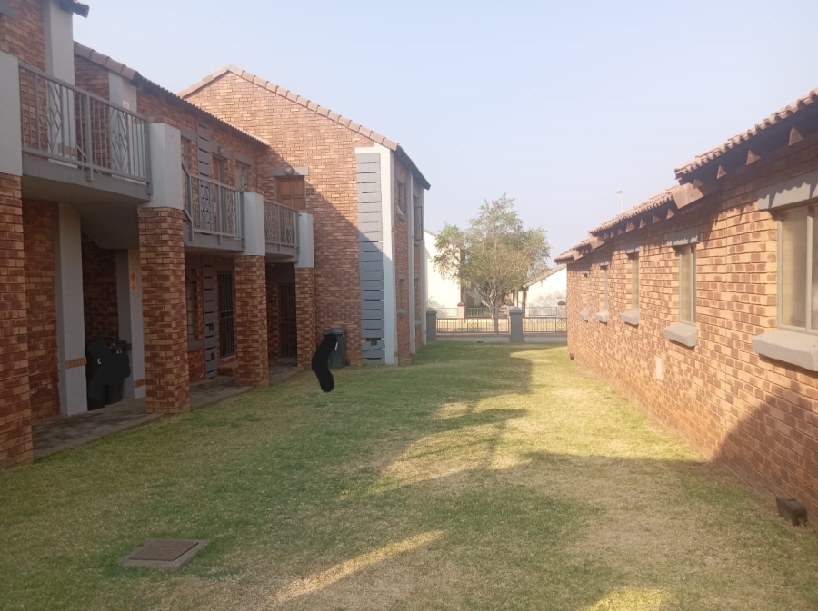 2 Bedroom Property for Sale in Mooikloof Ridge Gauteng