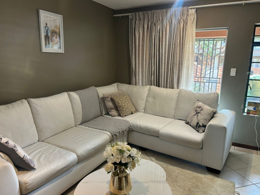 2 Bedroom Property for Sale in Mooikloof Ridge Gauteng