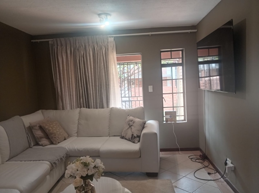 2 Bedroom Property for Sale in Mooikloof Ridge Gauteng