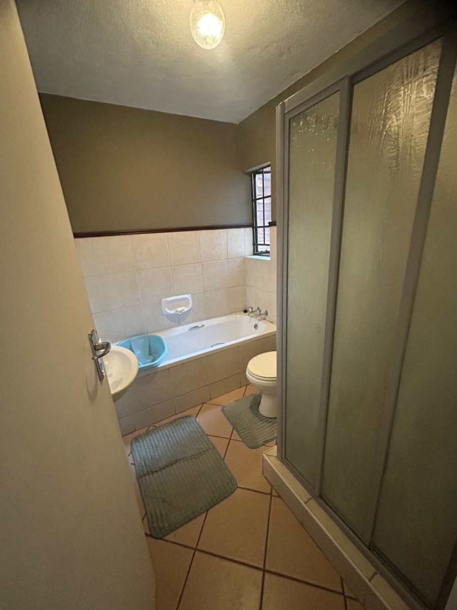 2 Bedroom Property for Sale in Mooikloof Ridge Gauteng