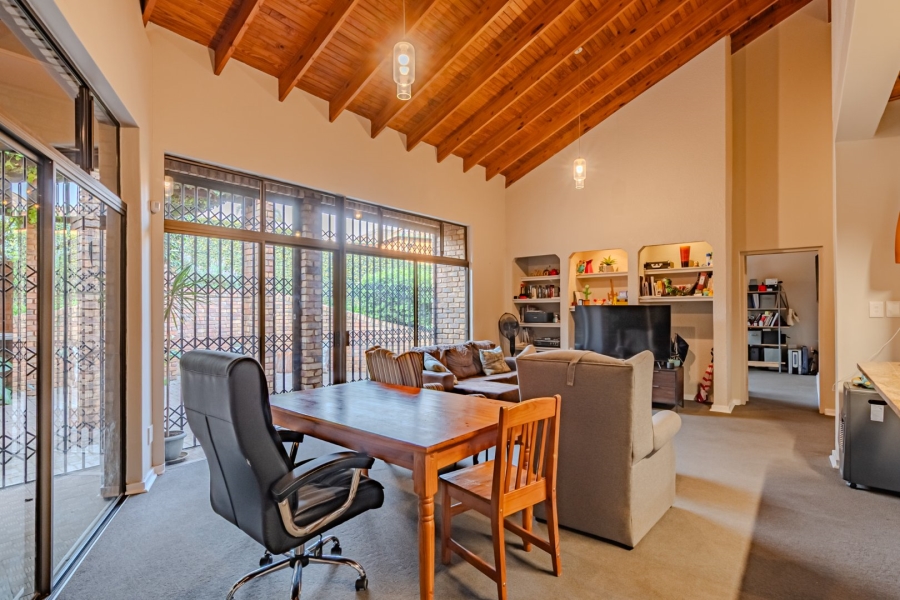 3 Bedroom Property for Sale in Waterkloof Ridge Gauteng