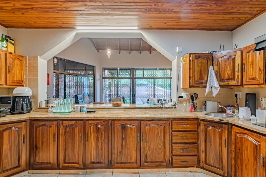 3 Bedroom Property for Sale in Waterkloof Ridge Gauteng