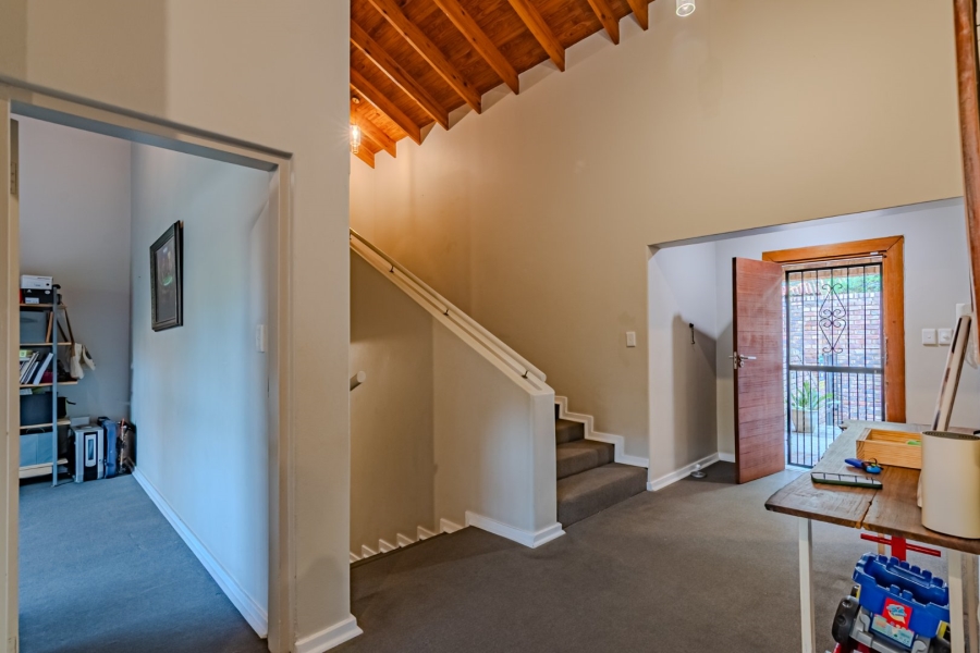 3 Bedroom Property for Sale in Waterkloof Ridge Gauteng