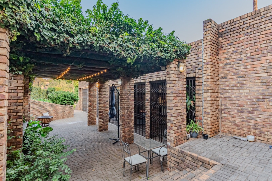 3 Bedroom Property for Sale in Waterkloof Ridge Gauteng