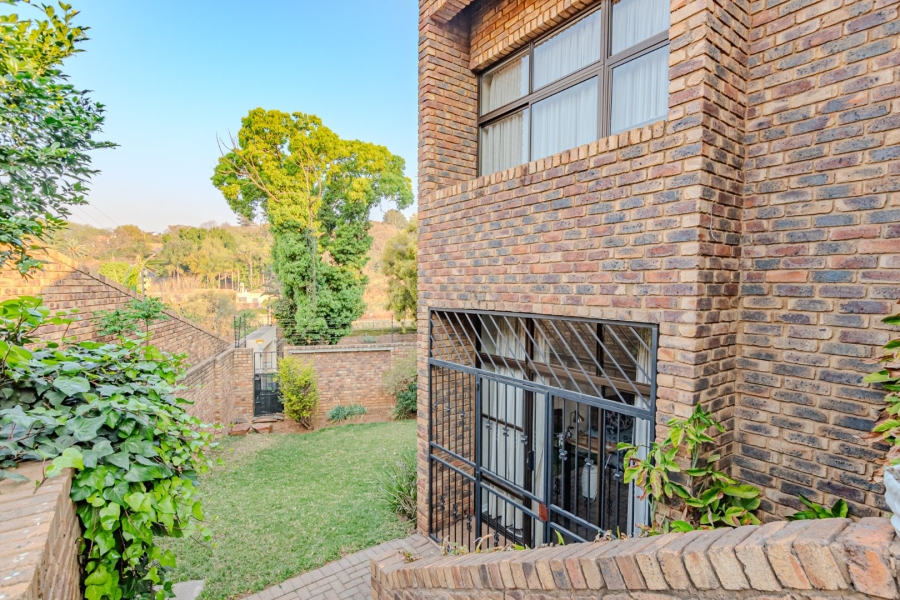 3 Bedroom Property for Sale in Waterkloof Ridge Gauteng