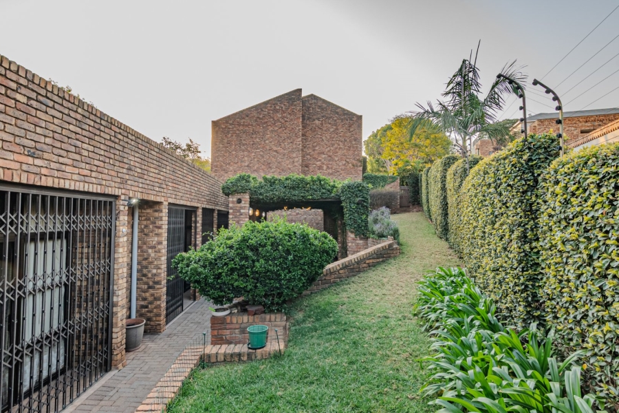 3 Bedroom Property for Sale in Waterkloof Ridge Gauteng