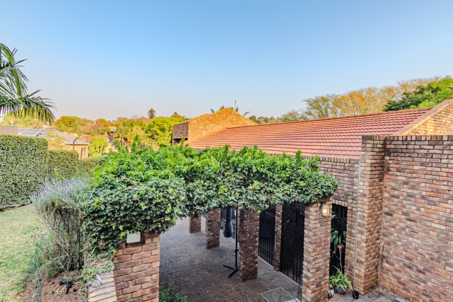 3 Bedroom Property for Sale in Waterkloof Ridge Gauteng
