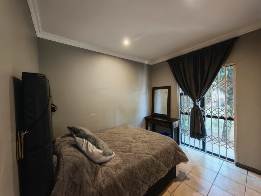 2 Bedroom Property for Sale in Ravenswood Gauteng