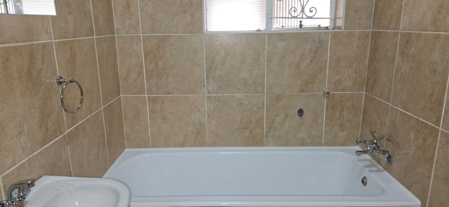 To Let 3 Bedroom Property for Rent in Primrose Gauteng