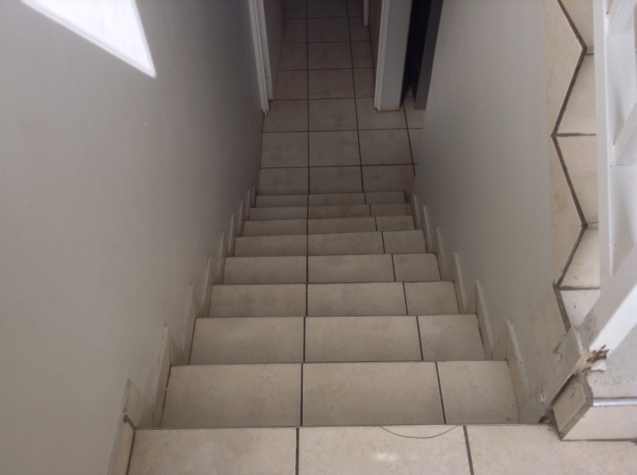 2 Bedroom Property for Sale in Vanderbijlpark CW 5 Gauteng