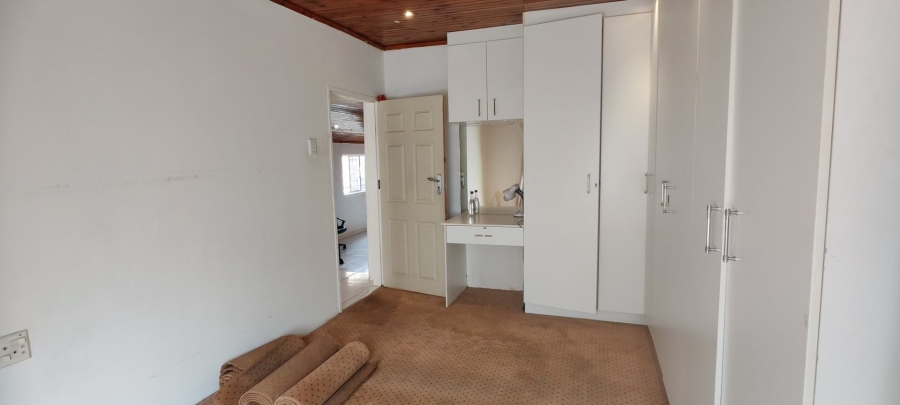 5 Bedroom Property for Sale in Laudium Gauteng