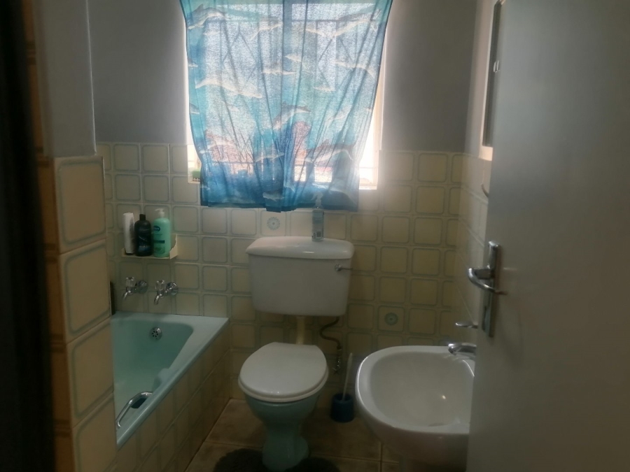 4 Bedroom Property for Sale in Verwoerdpark Gauteng