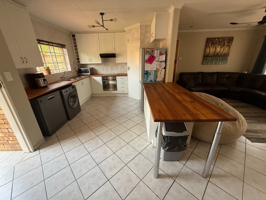 3 Bedroom Property for Sale in Highveld Gauteng