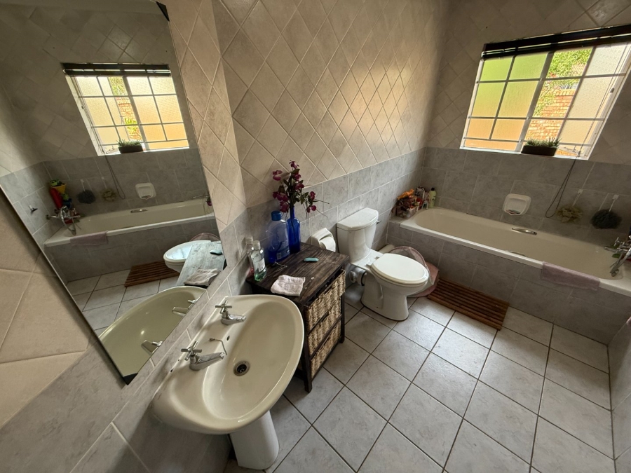 3 Bedroom Property for Sale in Highveld Gauteng
