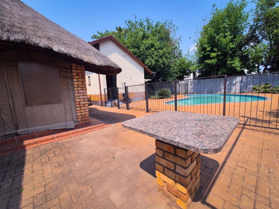 3 Bedroom Property for Sale in Flora Gardens Gauteng