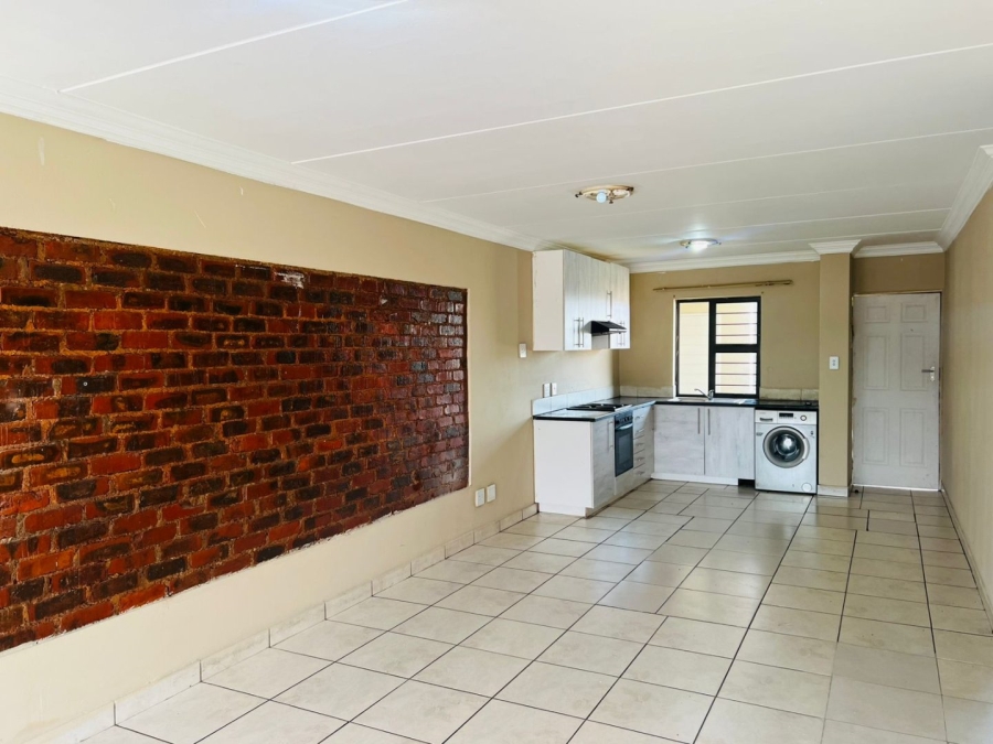 2 Bedroom Property for Sale in Wychwood Gauteng