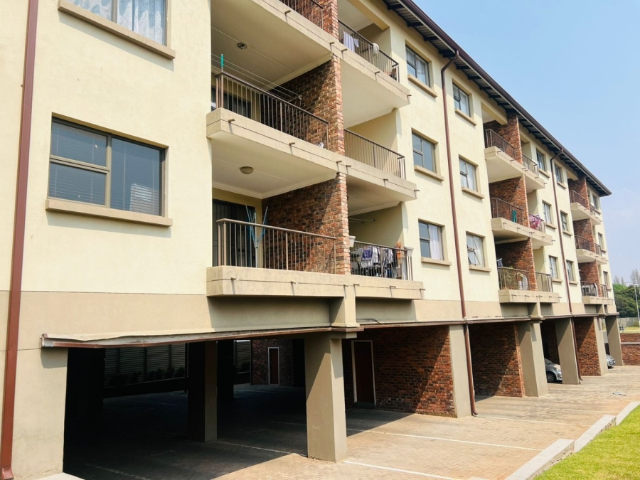 2 Bedroom Property for Sale in Wychwood Gauteng