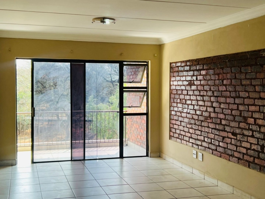 2 Bedroom Property for Sale in Wychwood Gauteng