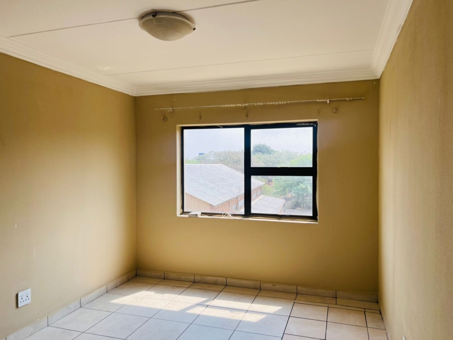 2 Bedroom Property for Sale in Wychwood Gauteng