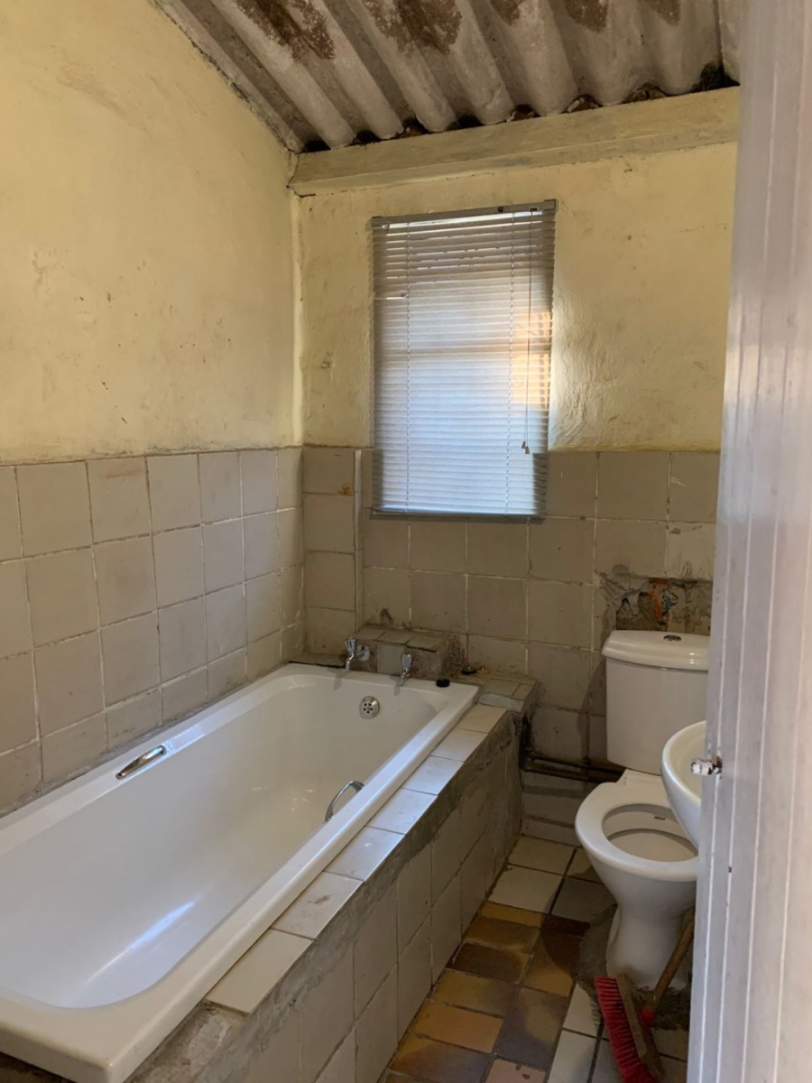 2 Bedroom Property for Sale in Diepkloof Zone 1 Gauteng