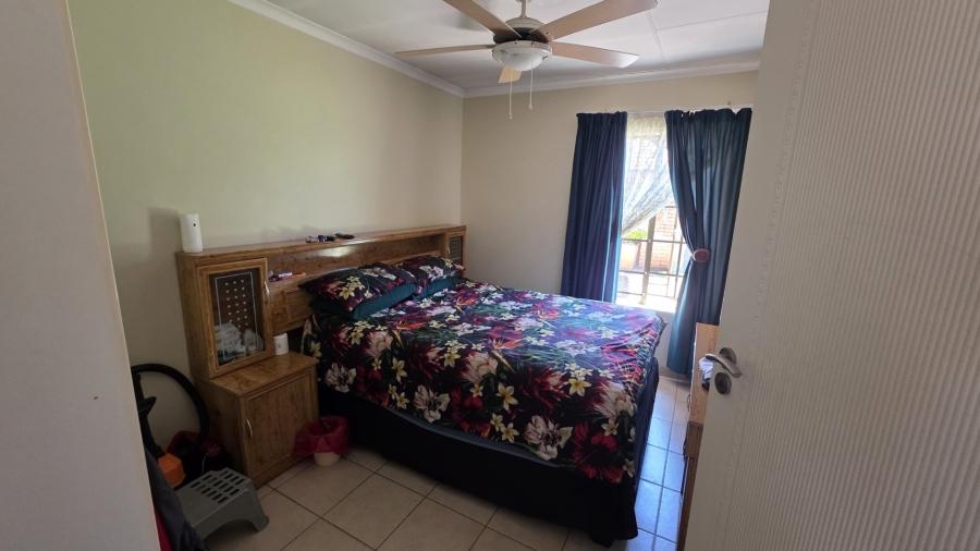 2 Bedroom Property for Sale in Montana Tuine Gauteng