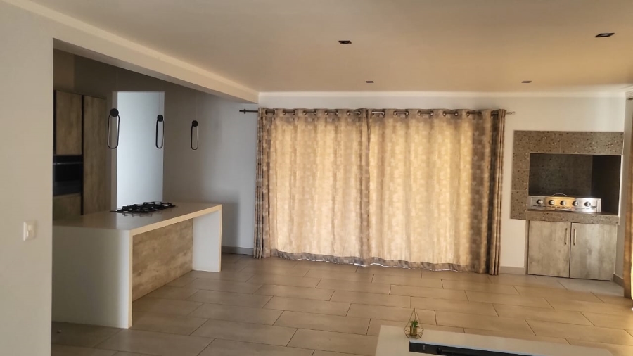 4 Bedroom Property for Sale in Homes Haven Gauteng