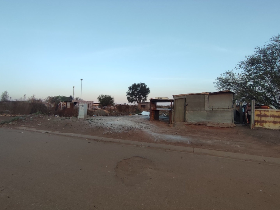Commercial Property for Sale in Vosloorus Gauteng