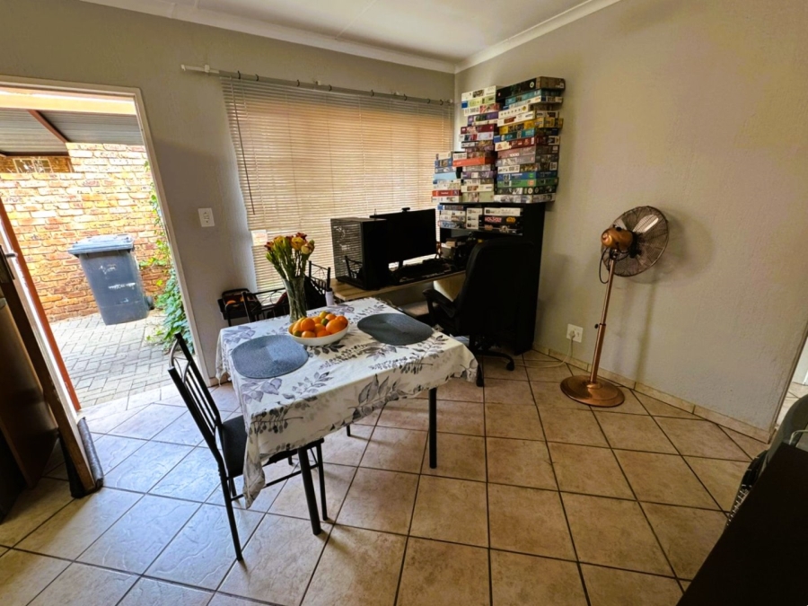 2 Bedroom Property for Sale in Amberfield Gauteng
