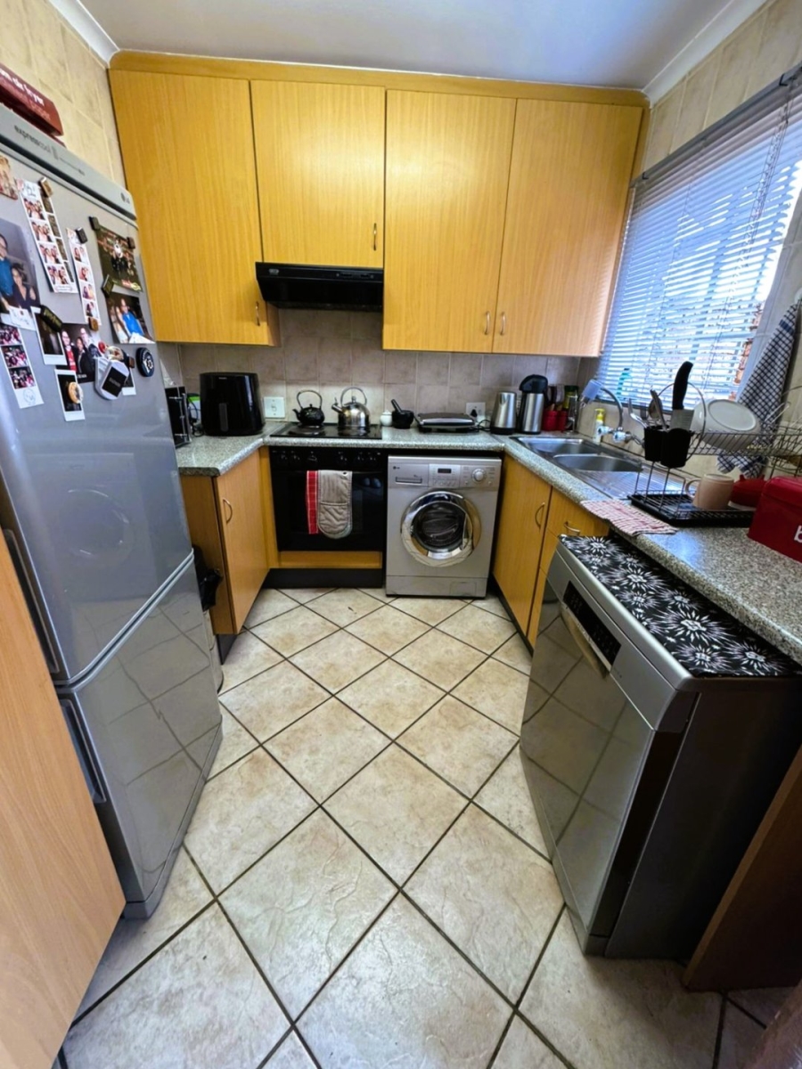 2 Bedroom Property for Sale in Amberfield Gauteng