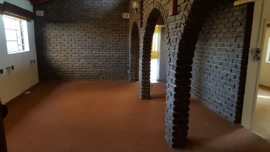 To Let 4 Bedroom Property for Rent in Lanseria Gauteng