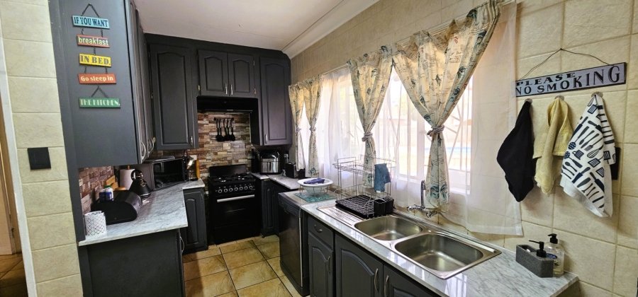 3 Bedroom Property for Sale in Risiville Gauteng